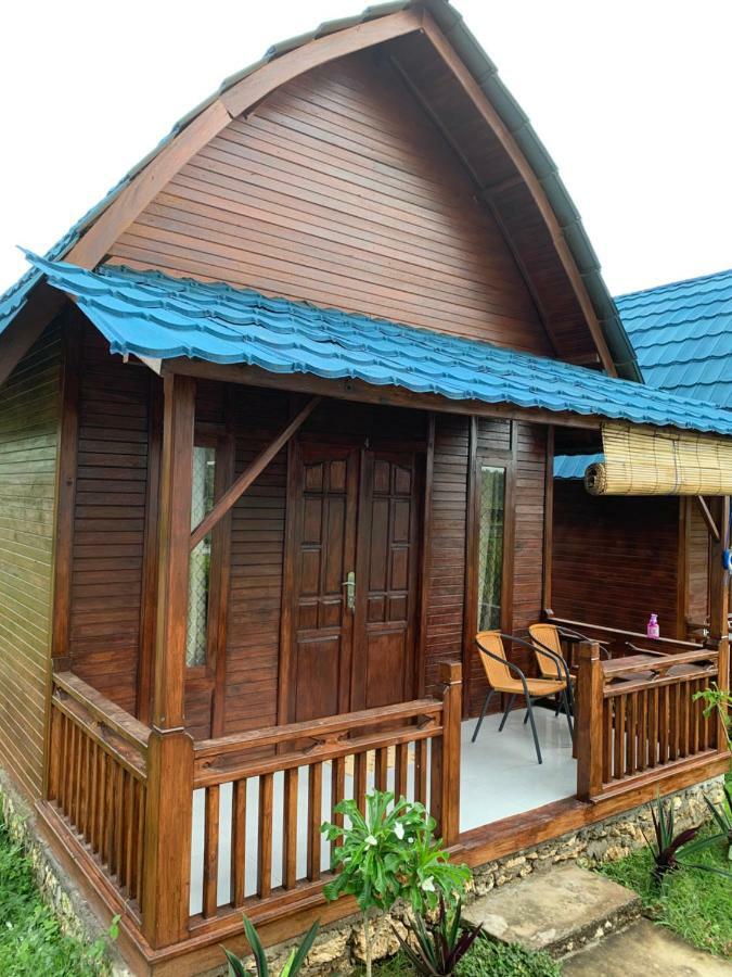 Tanah Penida Bungalows Ped Bagian luar foto